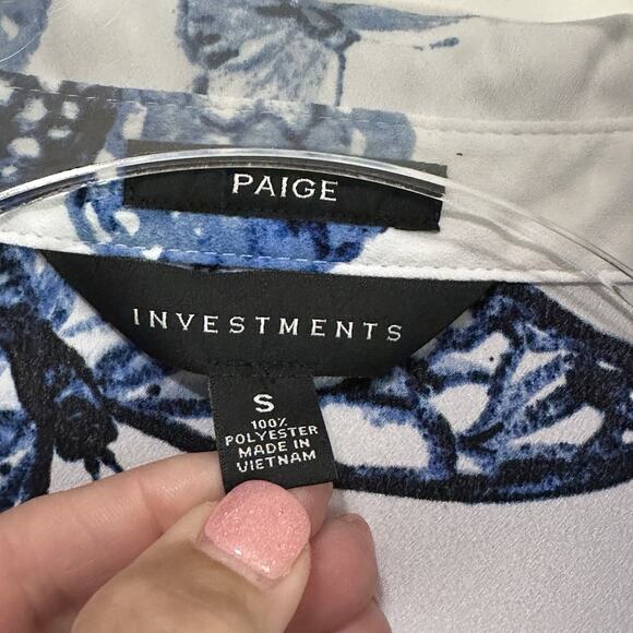 Paige Investments Blouse Popover Top S Blue Butterfly Summer Spring Party V Neck - Picture 6 of 9